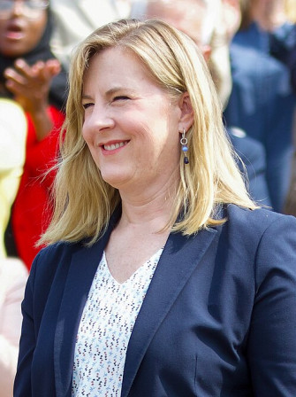Melissa_Hortman_at_One_Minnesota_Budget_Bill_Signing_(cropped).jpg, sept. 2025